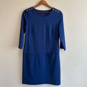 Banana republic Blue 3/4 Sleeve Dress with Button Detail and pockets. Size M